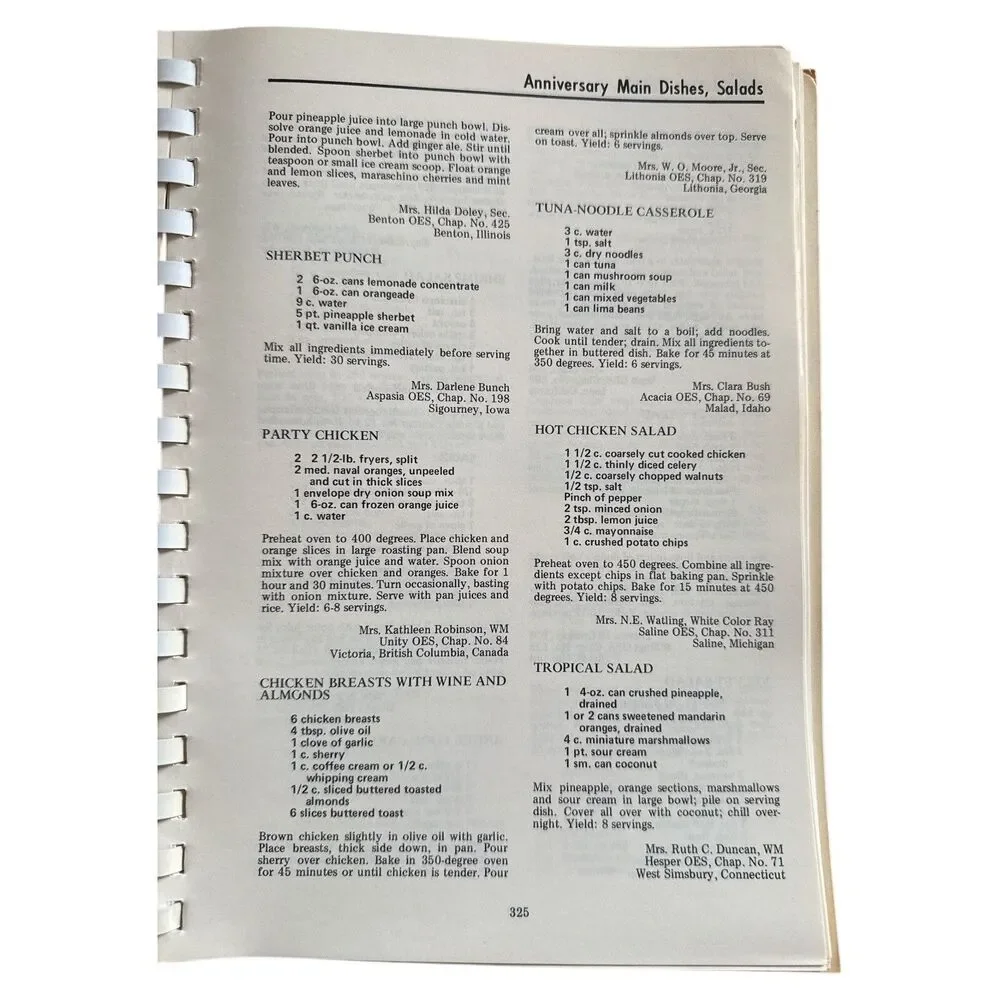 Vintage Eastern Star Holiday Cookbook Favorite Recipes Spiral Bound 2000 Recipes